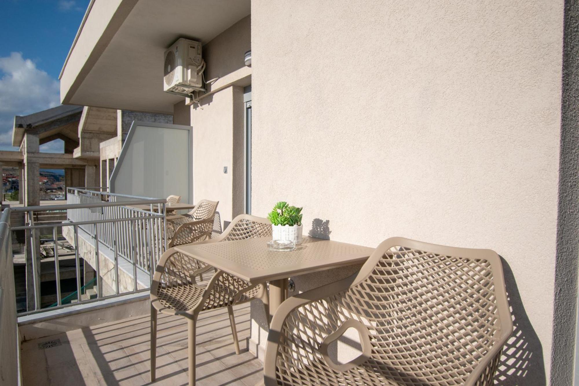 Magdalena Seaside Apartments Nea Roda Zewnętrze zdjęcie